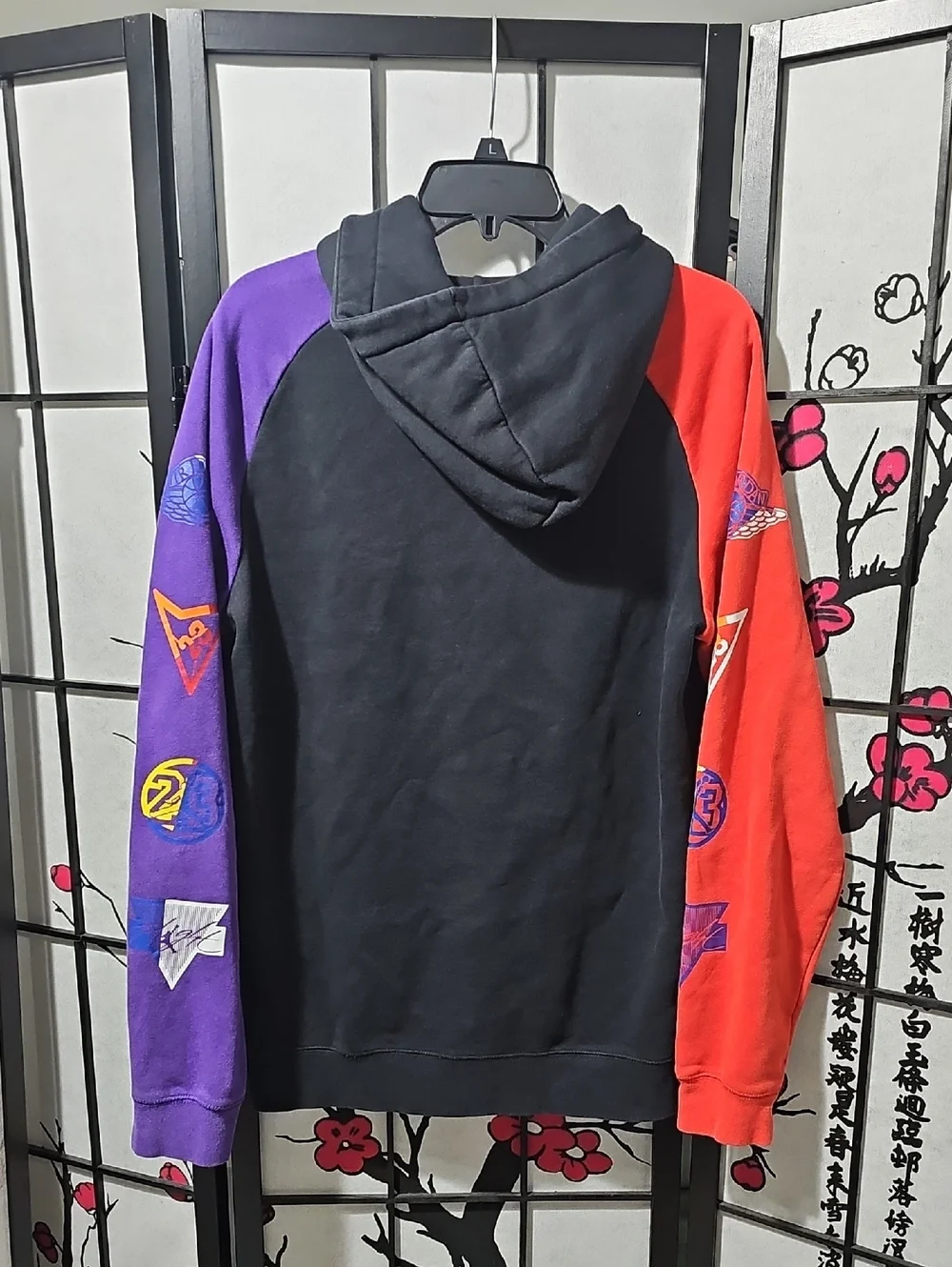 Jordan black zip